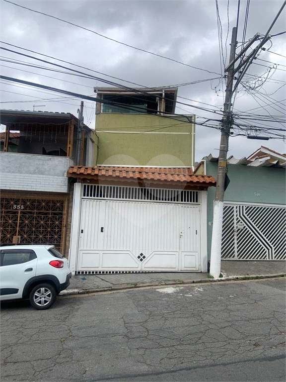 Sobrado Parque Vitória com 3 dormitórios, 2 vagas