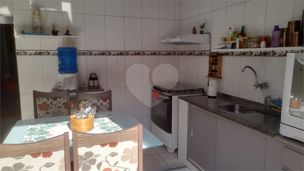 Casa à venda com 2 quartos, 150m² - Foto 7