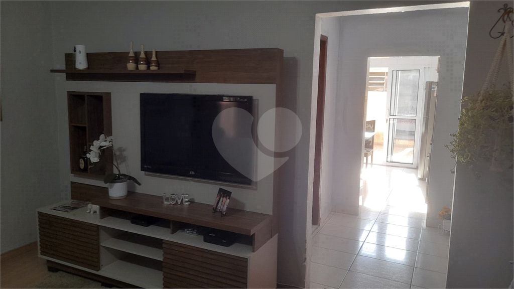 Casa à venda com 2 quartos, 150m² - Foto 4