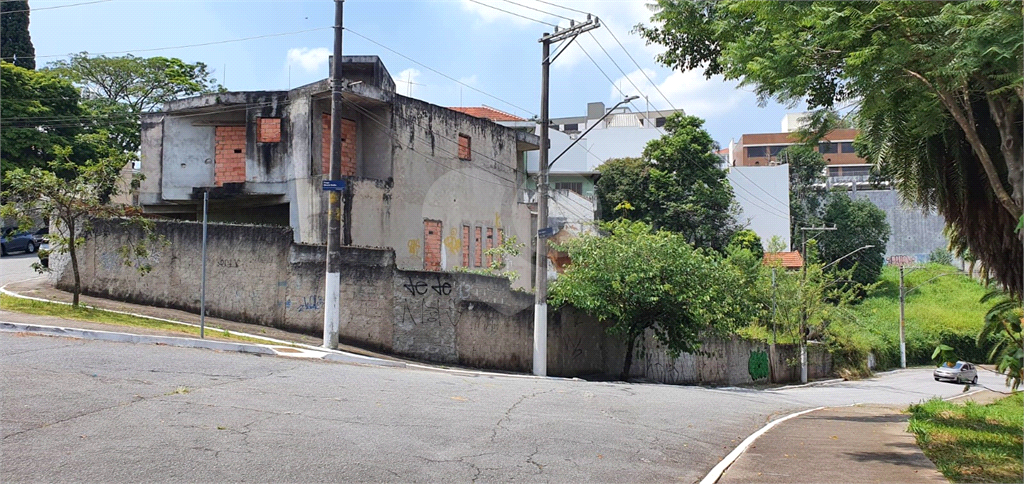 Ótimo terreno para investidores com 852 metros no Jardim França.