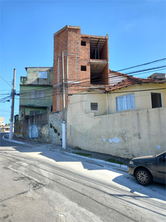 APARTAMENTO em MANDAQUI