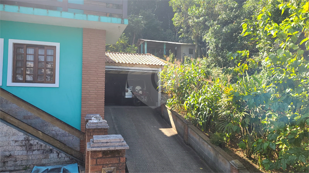 Casa de Condomínio à venda com 4 quartos, 250m² - Foto 15