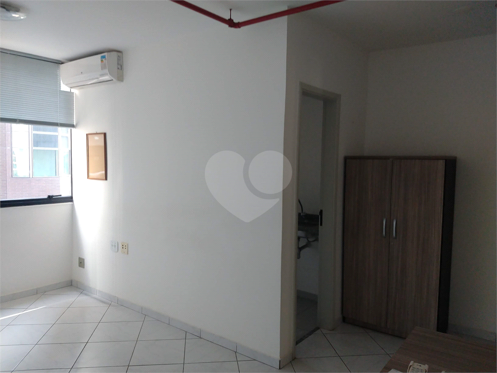 Conjunto Comercial-Sala à venda com 1 quarto, 32m² - Foto 20