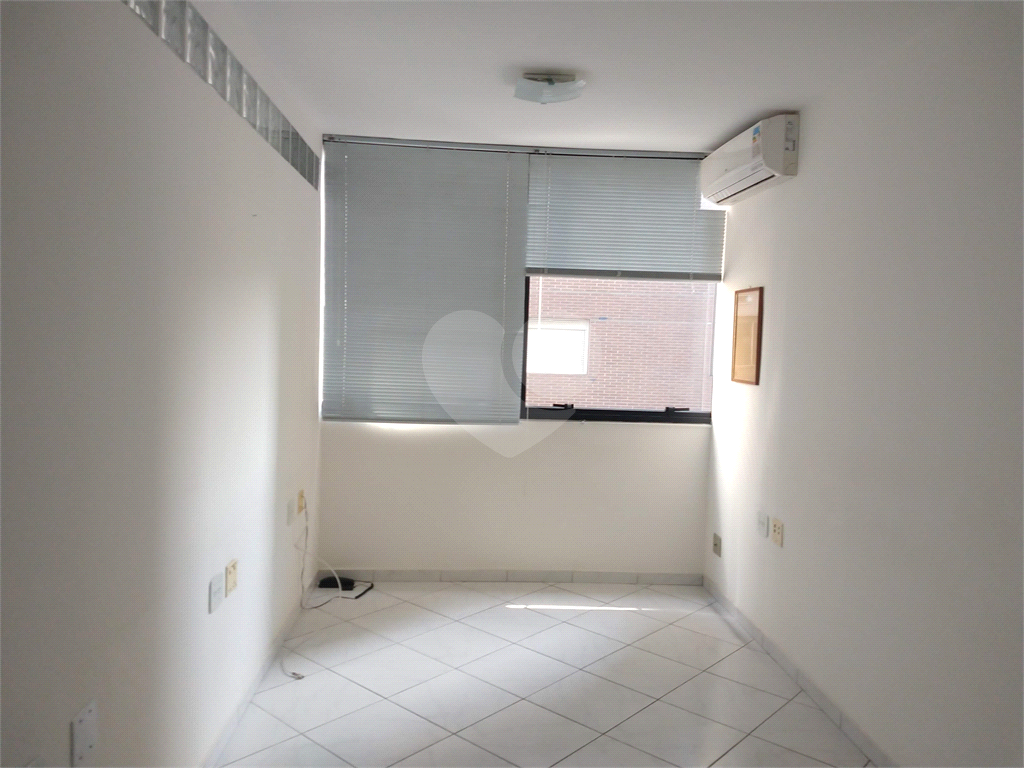 Conjunto Comercial-Sala à venda com 1 quarto, 32m² - Foto 11