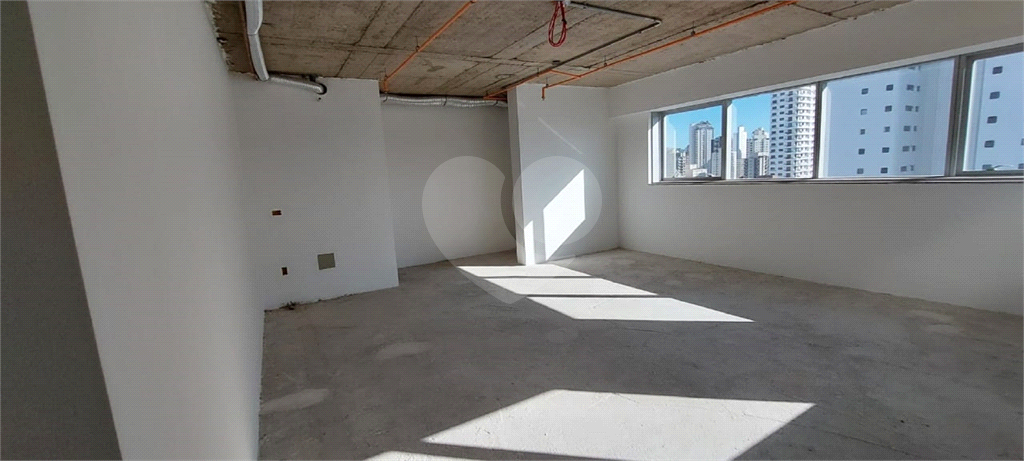Laje comercial para venda e locação em Santana de 400m². 
