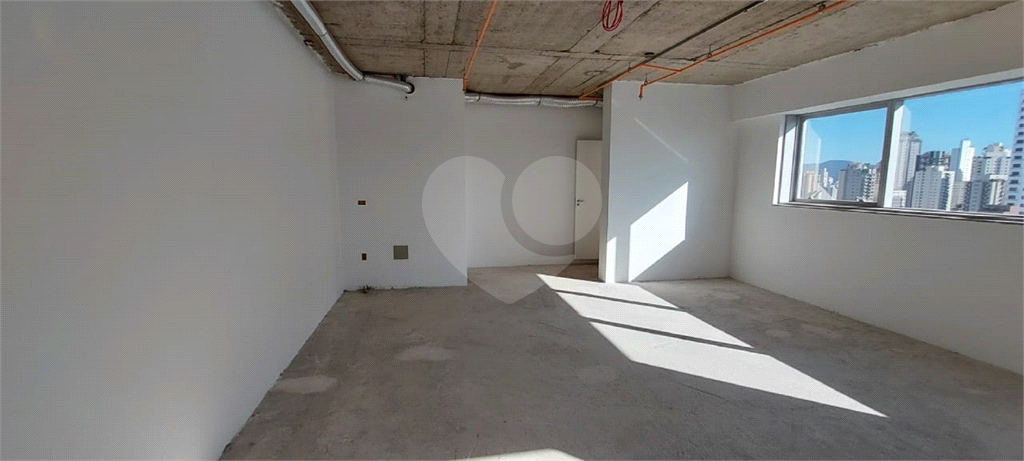 Laje comercial para venda e locação em Santana de 400m². 