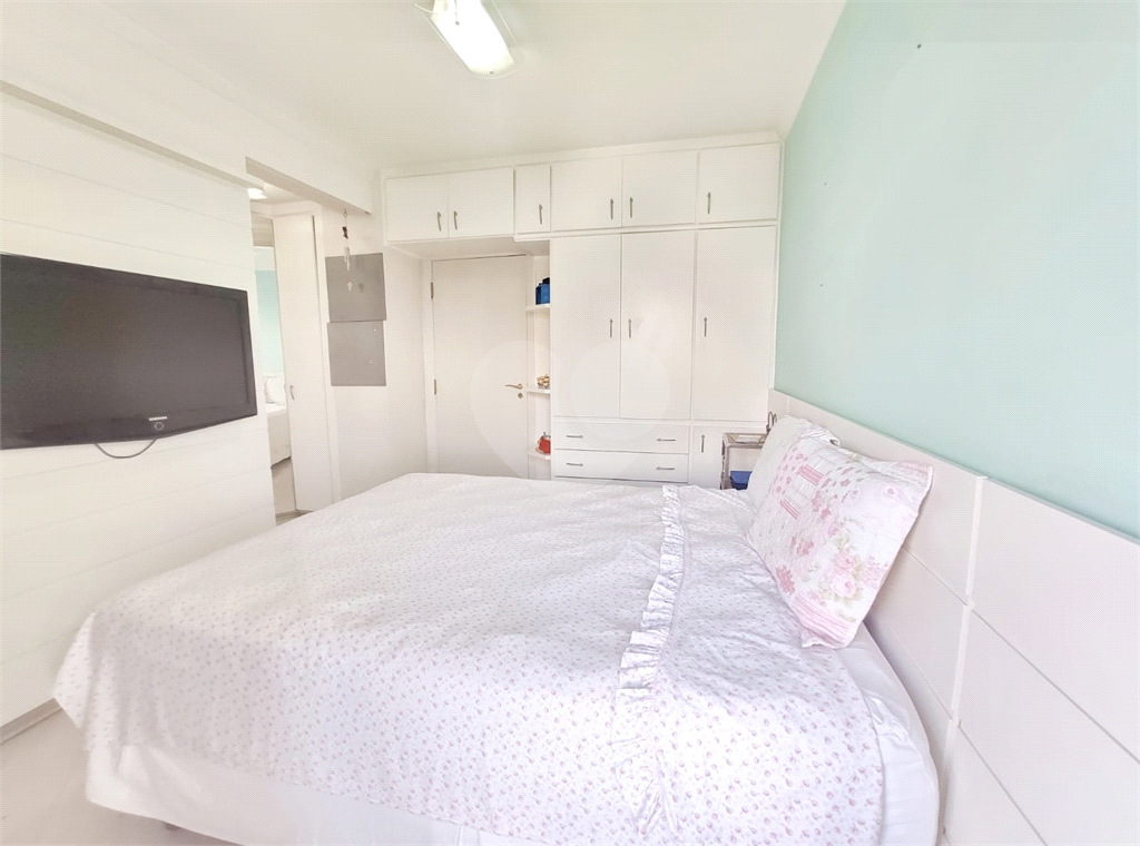 Apartamento com 3 suítes e hidromassagem 