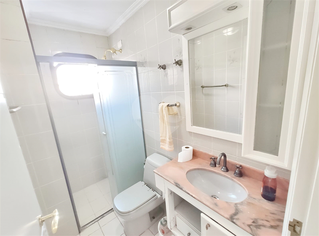 Apartamento com 3 suítes e hidromassagem 