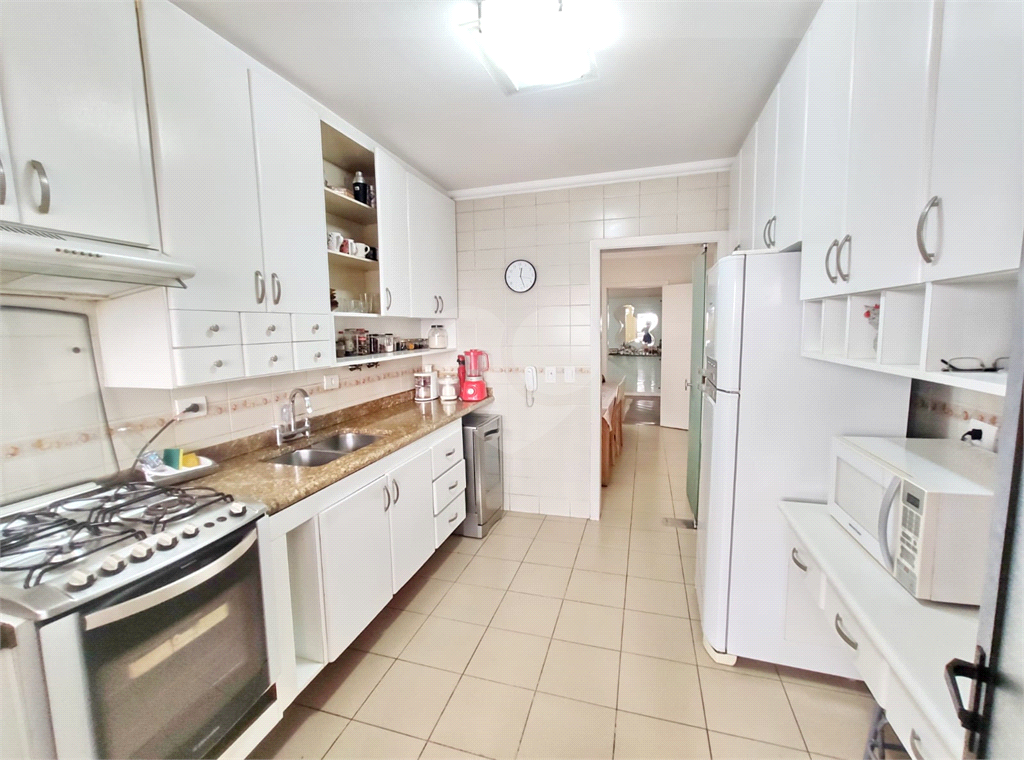 Apartamento com 3 suítes e hidromassagem 