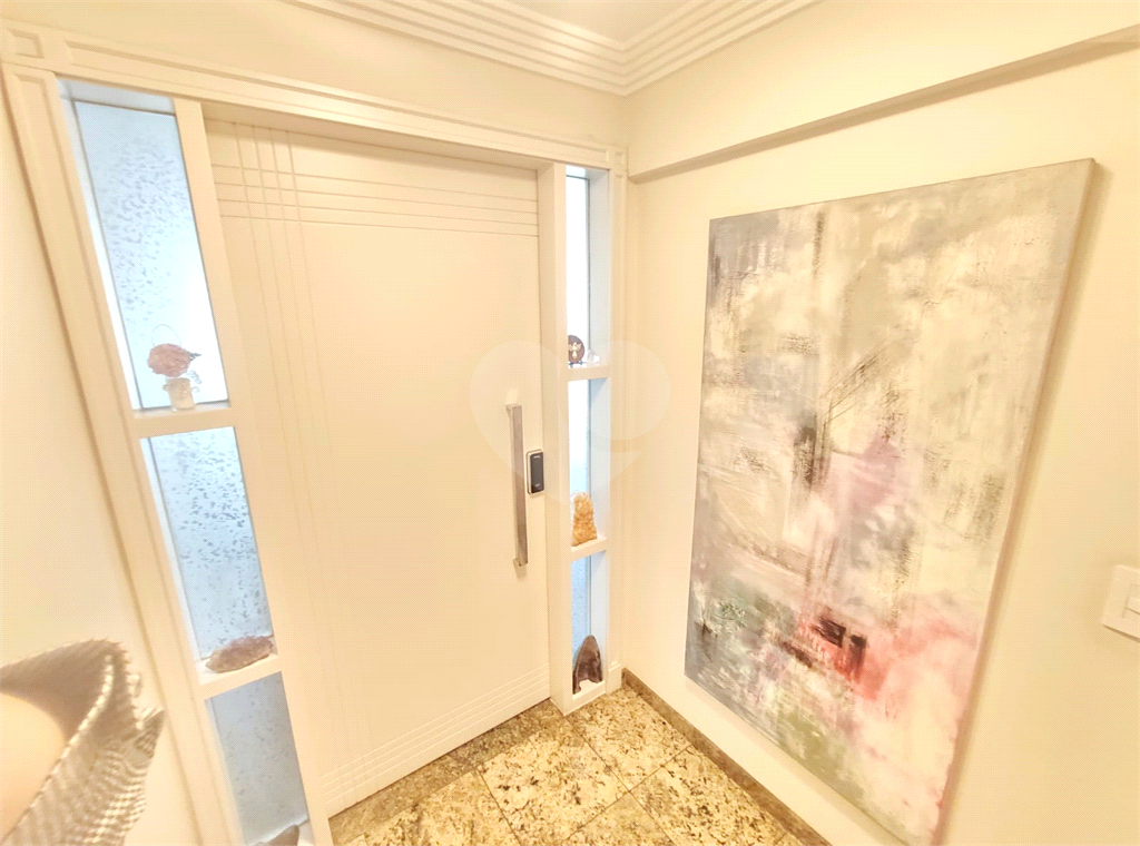 Apartamento com 3 suítes e hidromassagem 