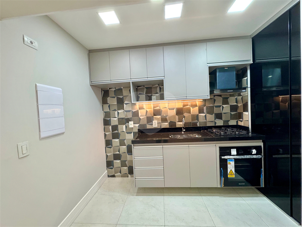 Apartamento 70 mts com Varanda Gourmet em Condomínio Clube