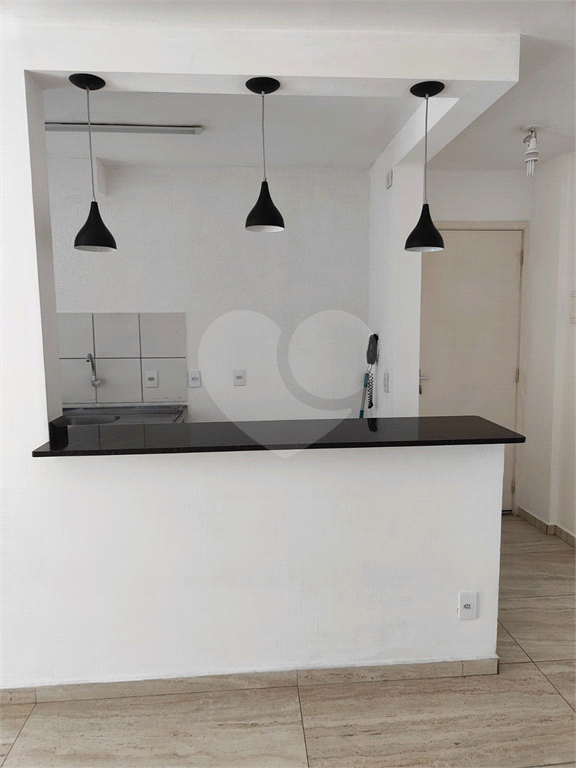 APARTAMENTO em CASA VERDE