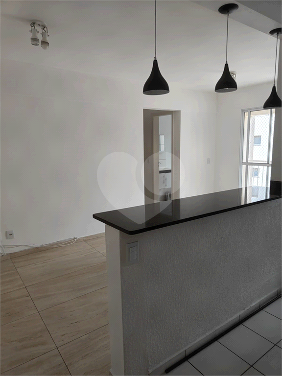 APARTAMENTO em CASA VERDE