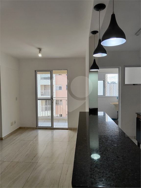 APARTAMENTO em CASA VERDE