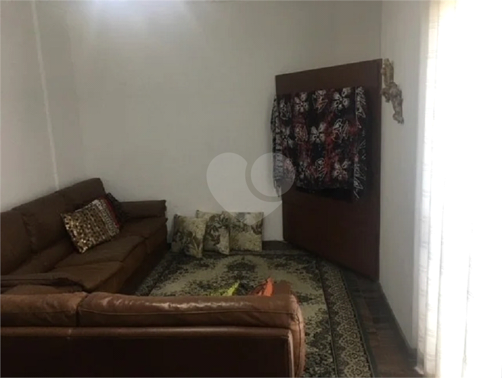 Apartamento à venda no Canto do Forte - 168m² com 4 quartos e 2 vagas