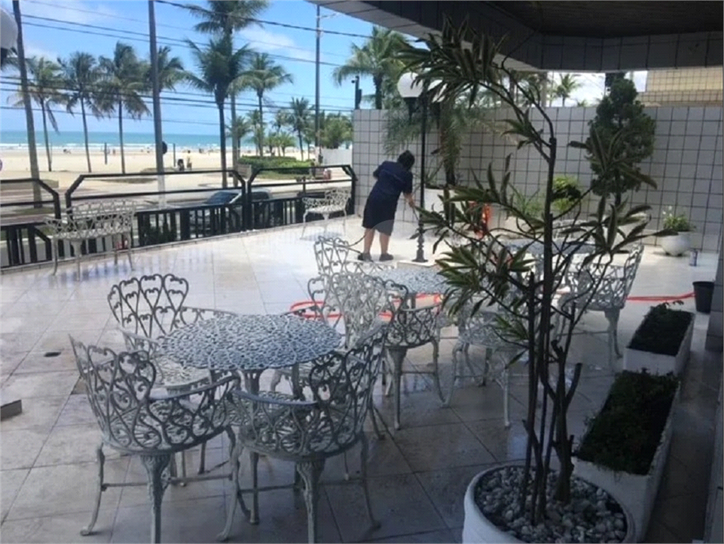Apartamento à venda no Canto do Forte - 168m² com 4 quartos e 2 vagas