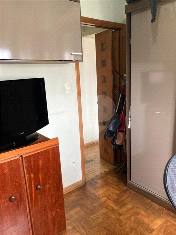 APARTAMENTO em SANTANA