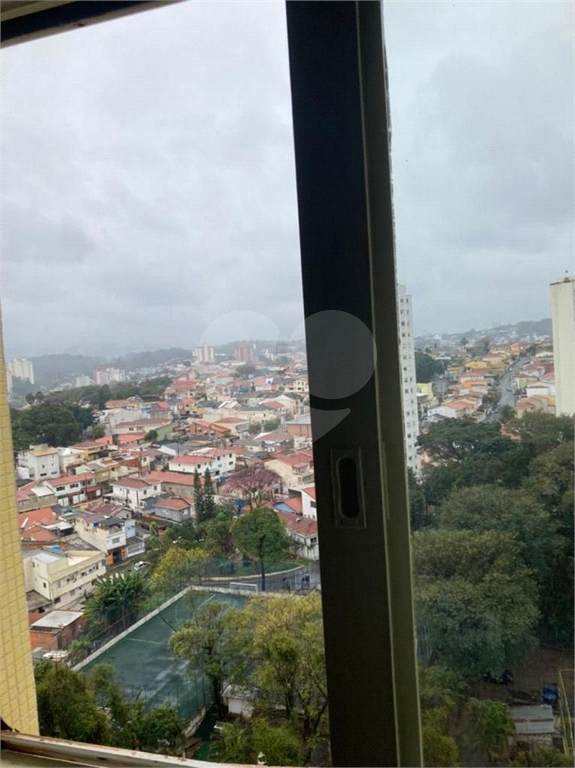 APARTAMENTO em SANTANA