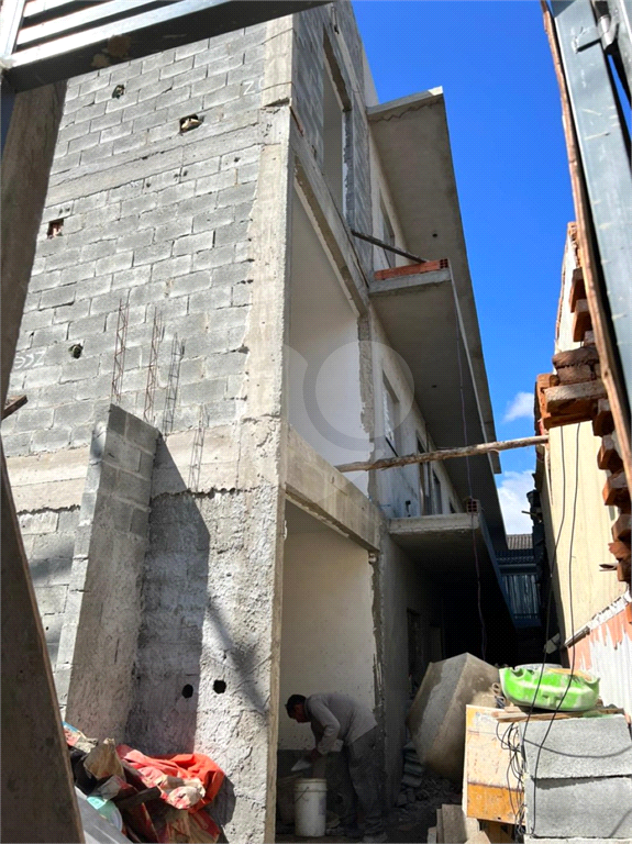 APARTAMENTO em JAÇANÃ