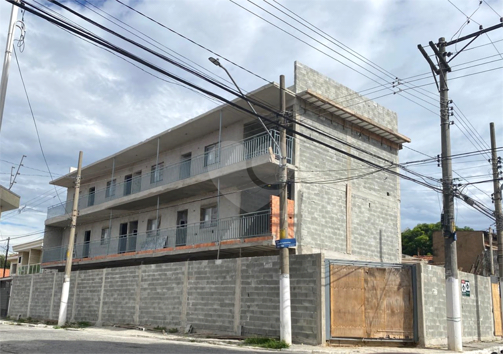 APARTAMENTO em JAÇANÃ