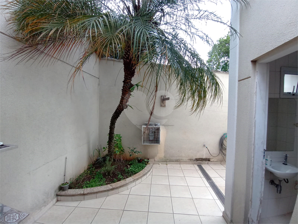 SOBRADO em SANTA TERESINHA