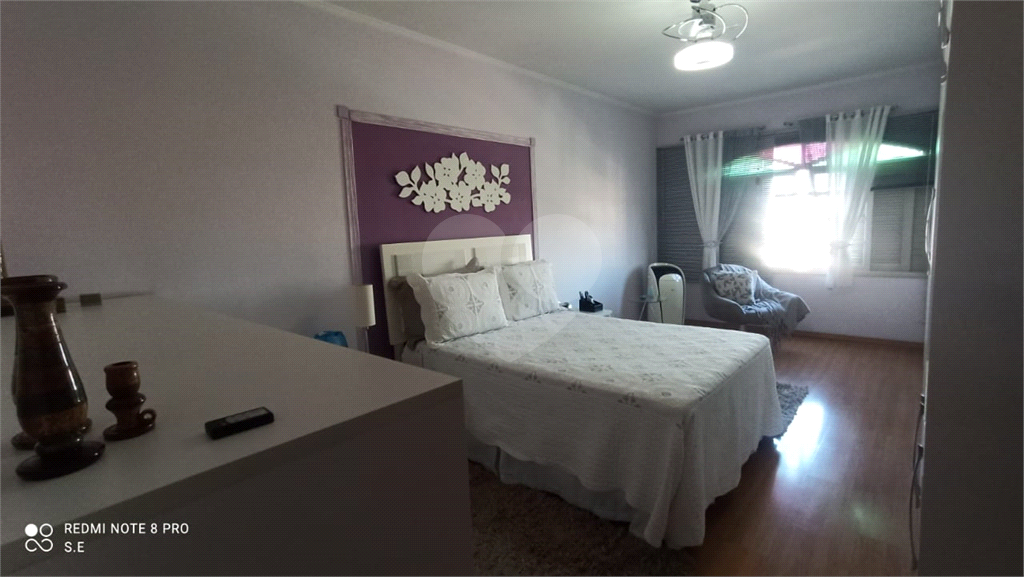 Sobrado Vila Nivi com 3 dormitórios, 1 suíte, 5 vagas