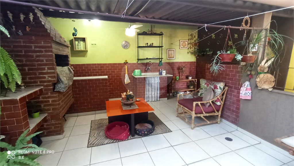 Sobrado Vila Nivi com 3 dormitórios, 1 suíte, 5 vagas
