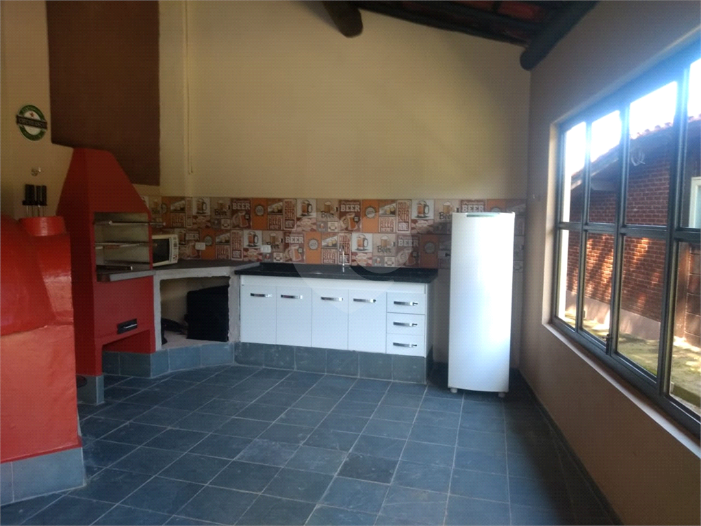 Casa à venda com 2 quartos, 305m² - Foto 13