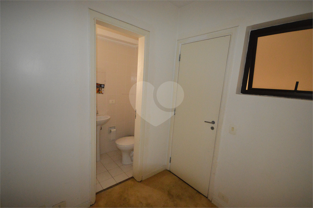 Apartamento à venda com 4 quartos, 196m² - Foto 20