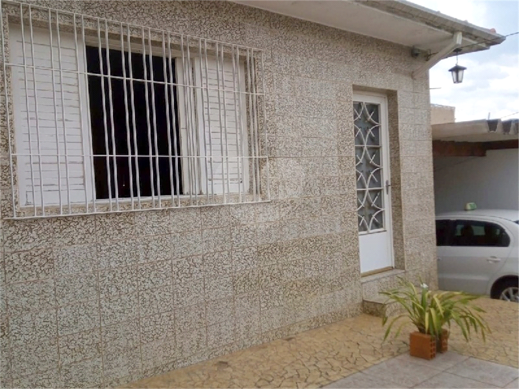 Casa à venda com 3 quartos, 106m² - Foto 1