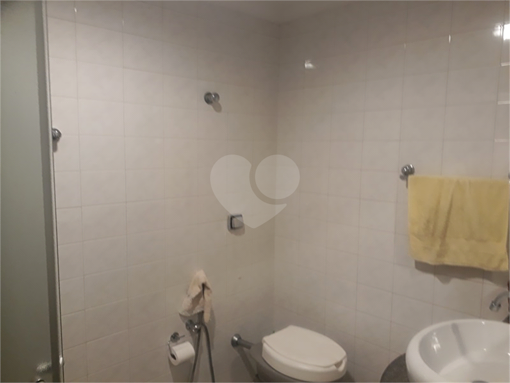 Apartamento à venda com 2 quartos, 95m² - Foto 11