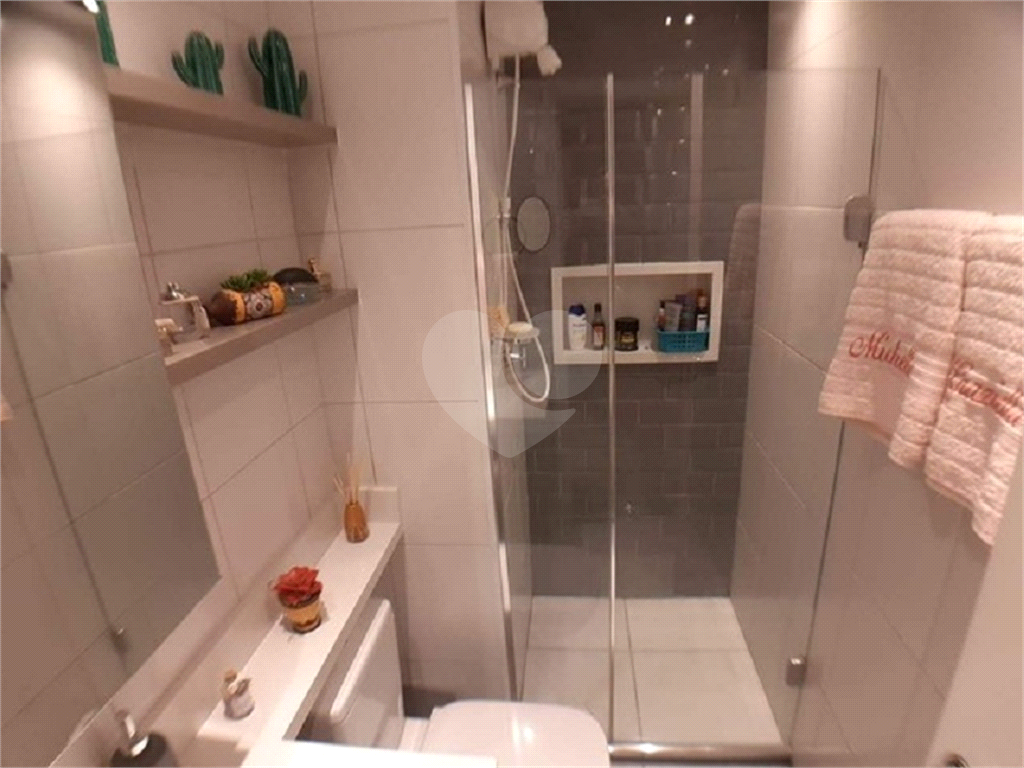 Apartamento com varanda e vaga de garagem à venda no Brás, a 5 minutos do Metrô