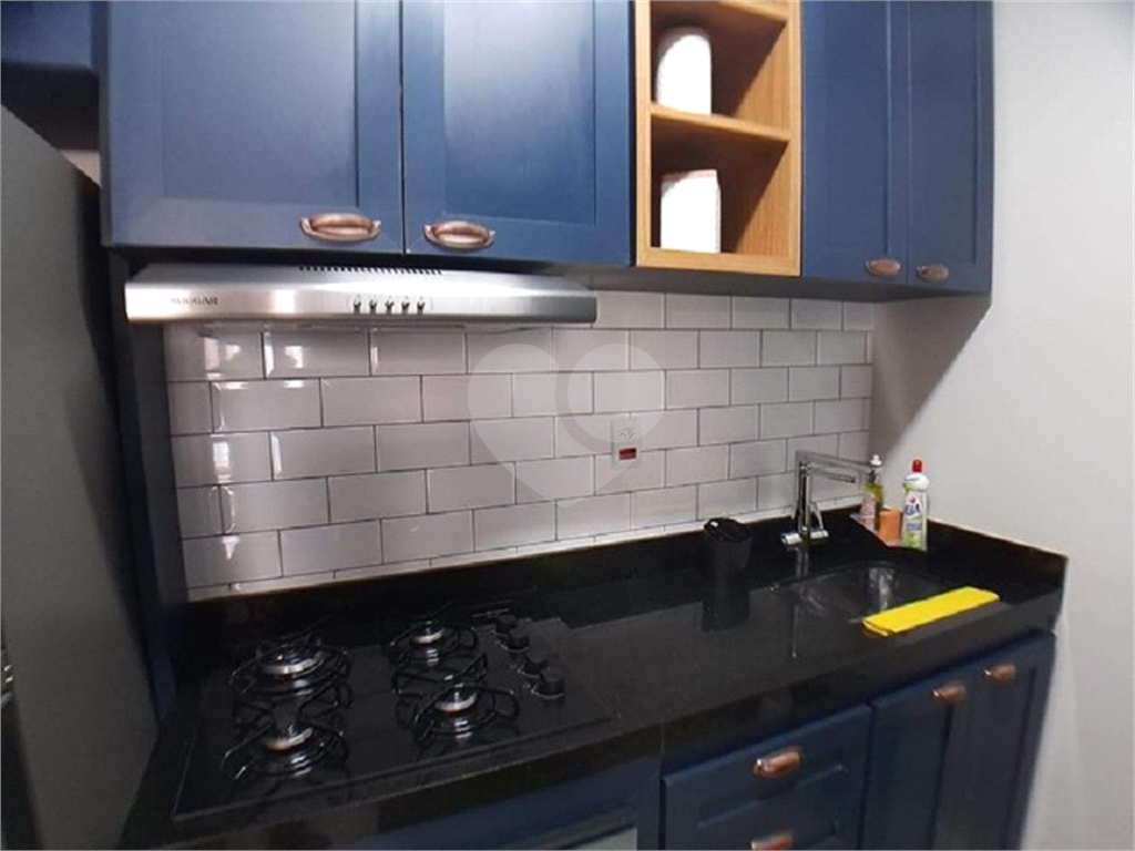 Apartamento com varanda e vaga de garagem à venda no Brás, a 5 minutos do Metrô