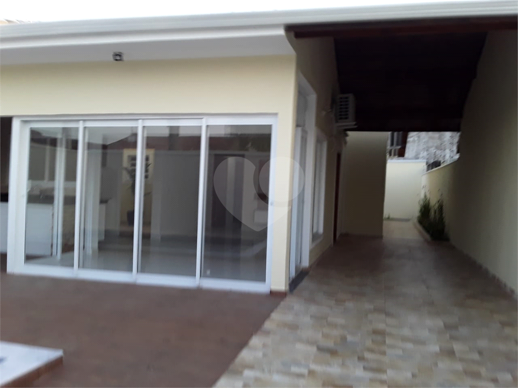 Casa Térrea para Venda - Jardim Márcia