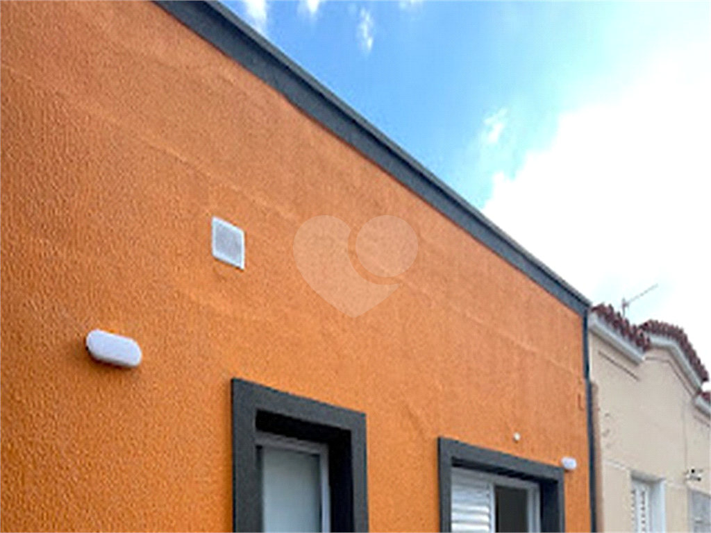 Casa Residencial/Comercial - São 2 casas, com toda infraestrutura que o bairro de Santana oferece