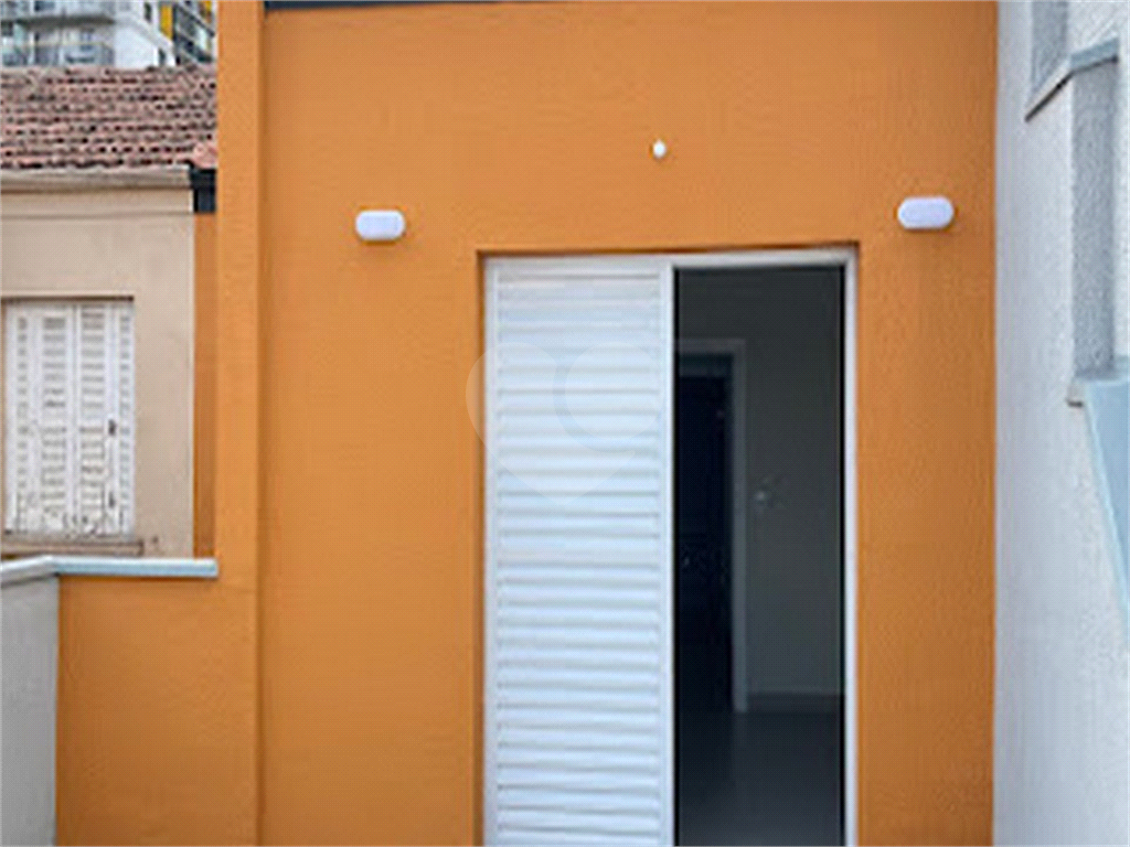 Casa Residencial/Comercial - São 2 casas, com toda infraestrutura que o bairro de Santana oferece