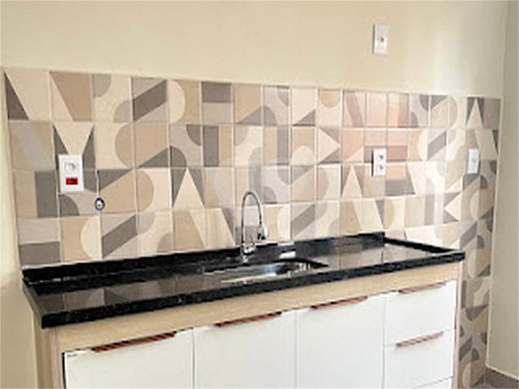 Casa Residencial/Comercial - São 2 casas, com toda infraestrutura que o bairro de Santana oferece