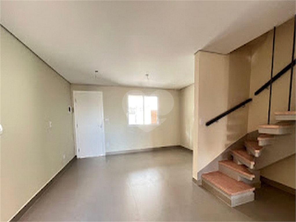Casa Residencial/Comercial - São 2 casas, com toda infraestrutura que o bairro de Santana oferece