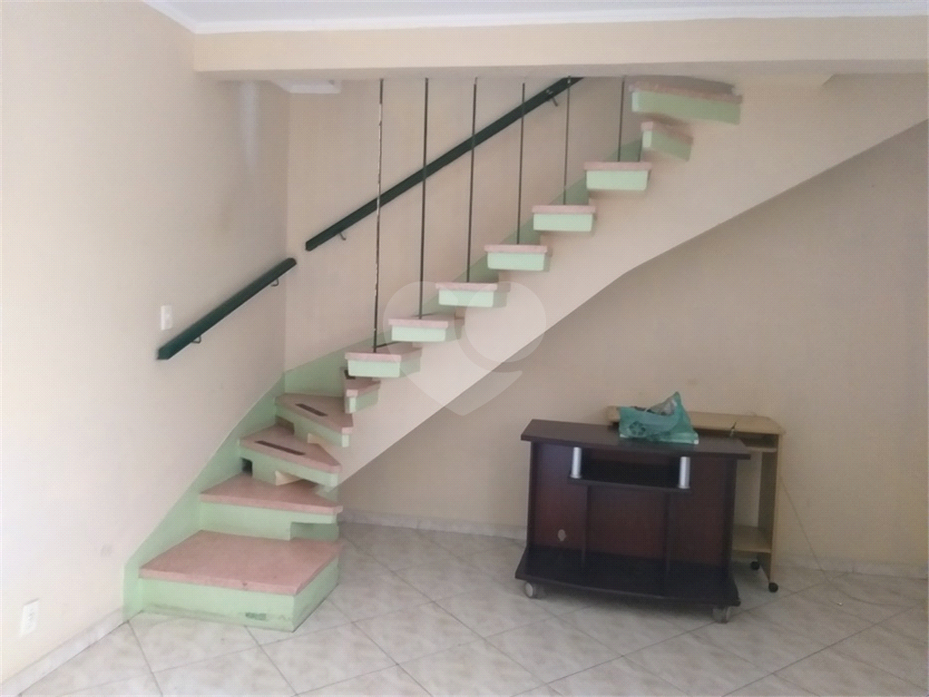 Casa Residencial/Comercial - São 2 casas, com toda infraestrutura que o bairro de Santana oferece
