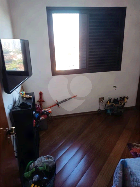 APARTAMENTO em TUCURUVI