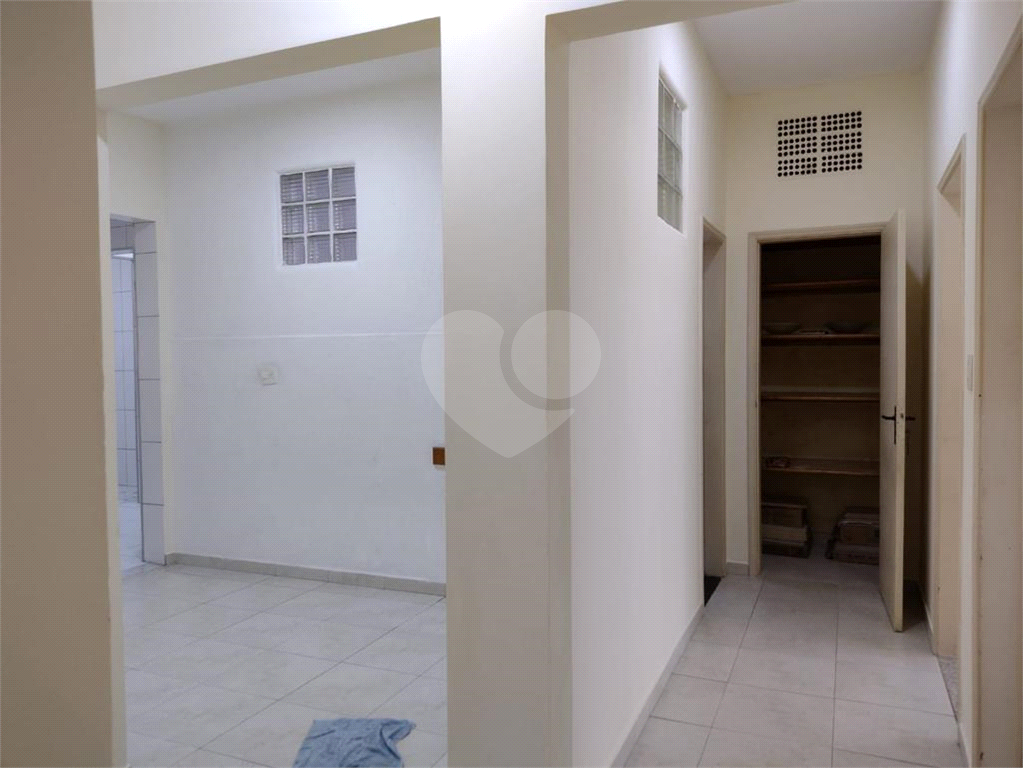 APARTAMENTO em REPÚBLICA