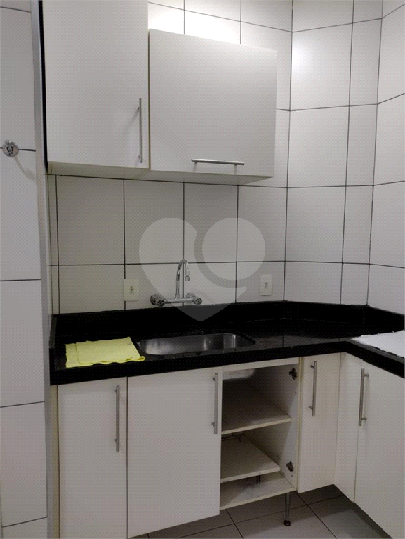 APARTAMENTO em REPÚBLICA