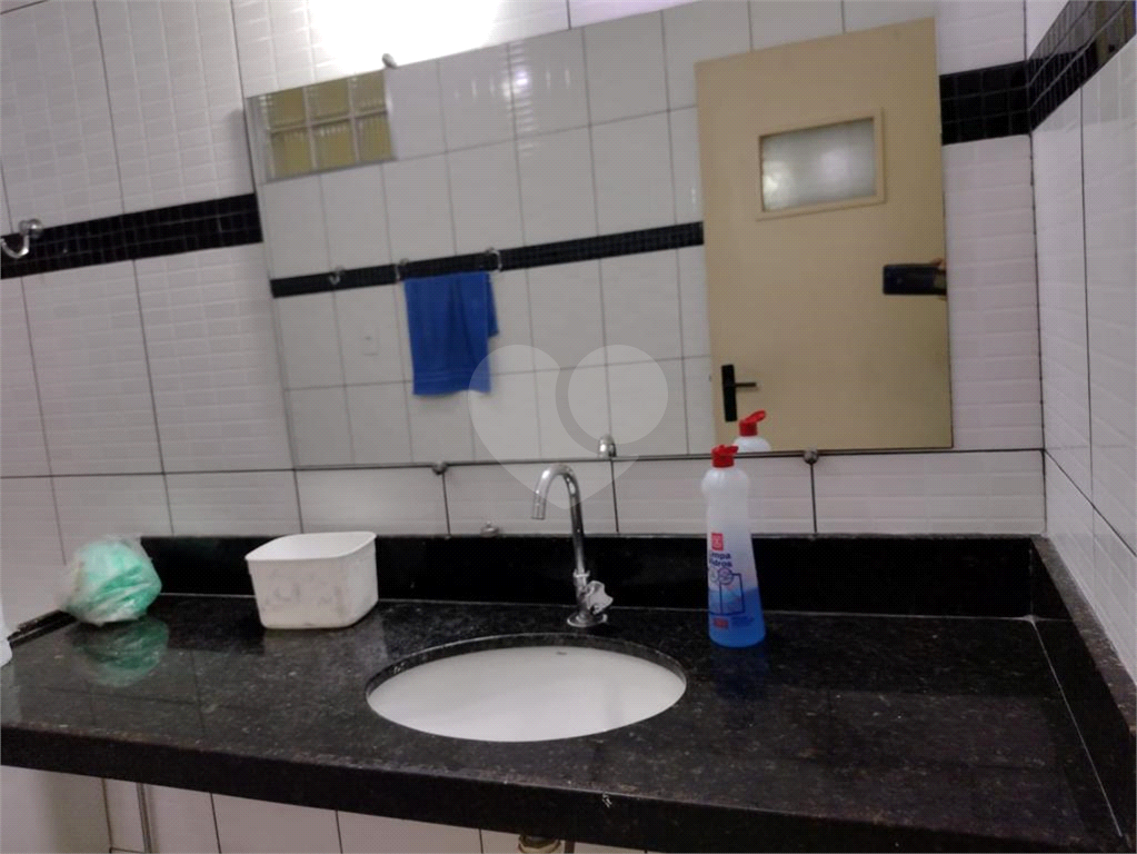 APARTAMENTO em REPÚBLICA