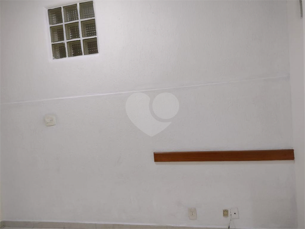 APARTAMENTO em REPÚBLICA