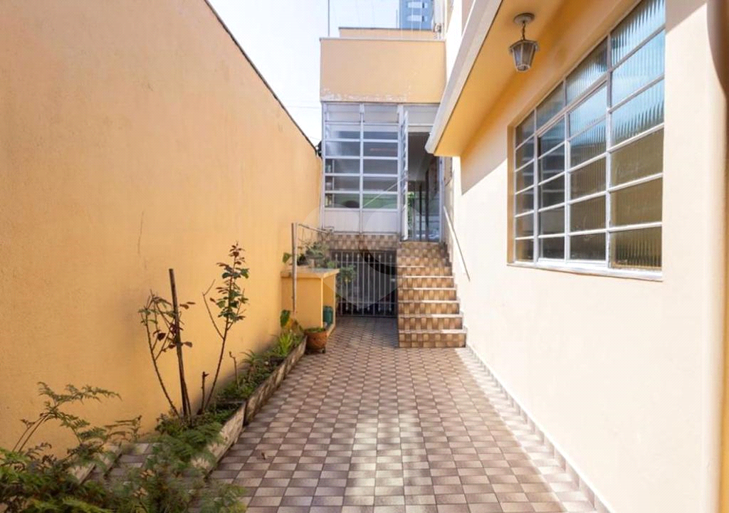 Sobrado à venda com 2 quartos, 168m² - Foto 14