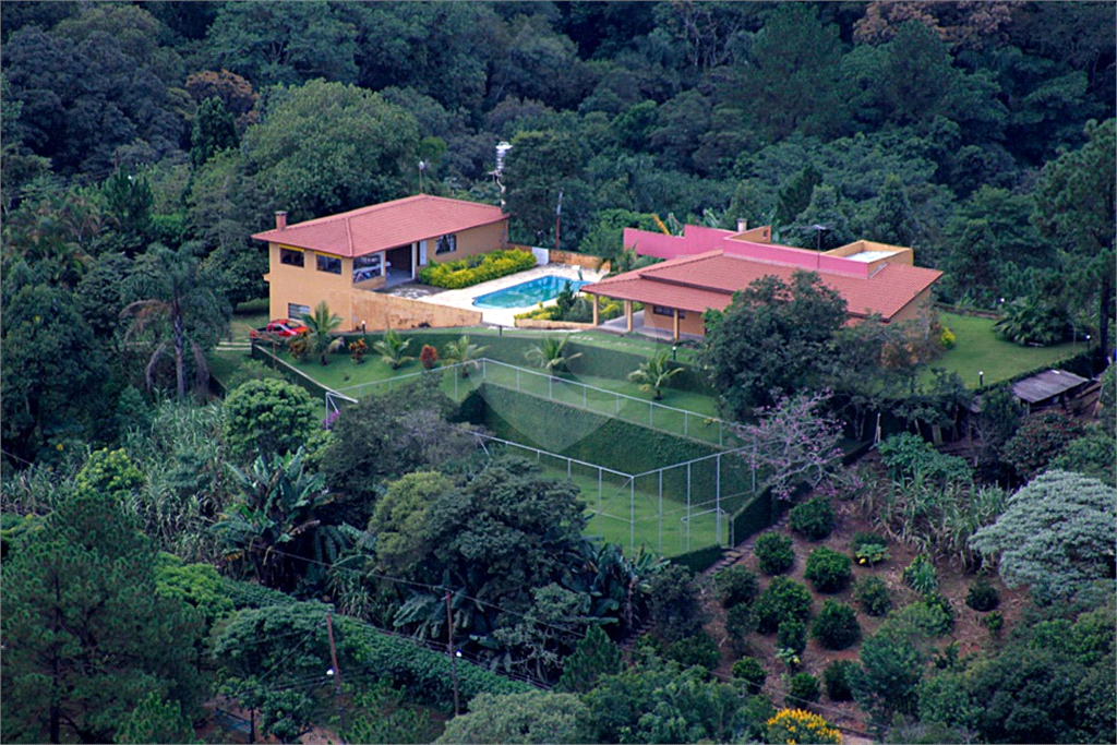 Chácara em  Guarulhos  lago azul, área de 9000 M2. 