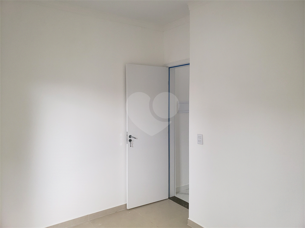 Apartamento de 33 m2,  1 dormitório com Varanda, metrô Parada Inglesa!!!