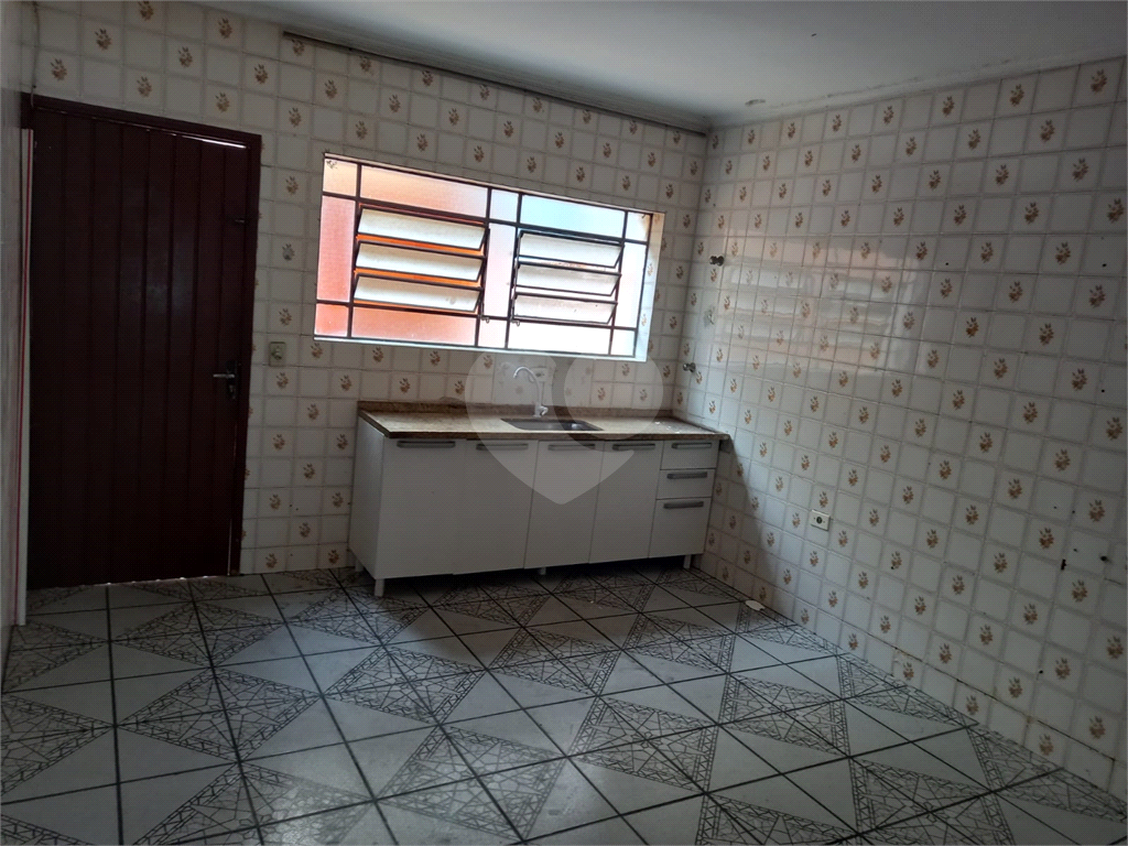 Sobrado à venda com 3 quartos, 75m² - Foto 13