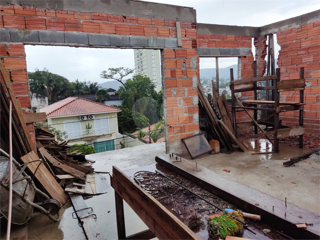 SOBRADO em TREMEMBÉ
