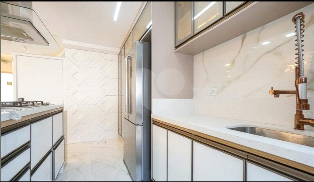 Apartamento à venda com 2 quartos, 80m² - Foto 32